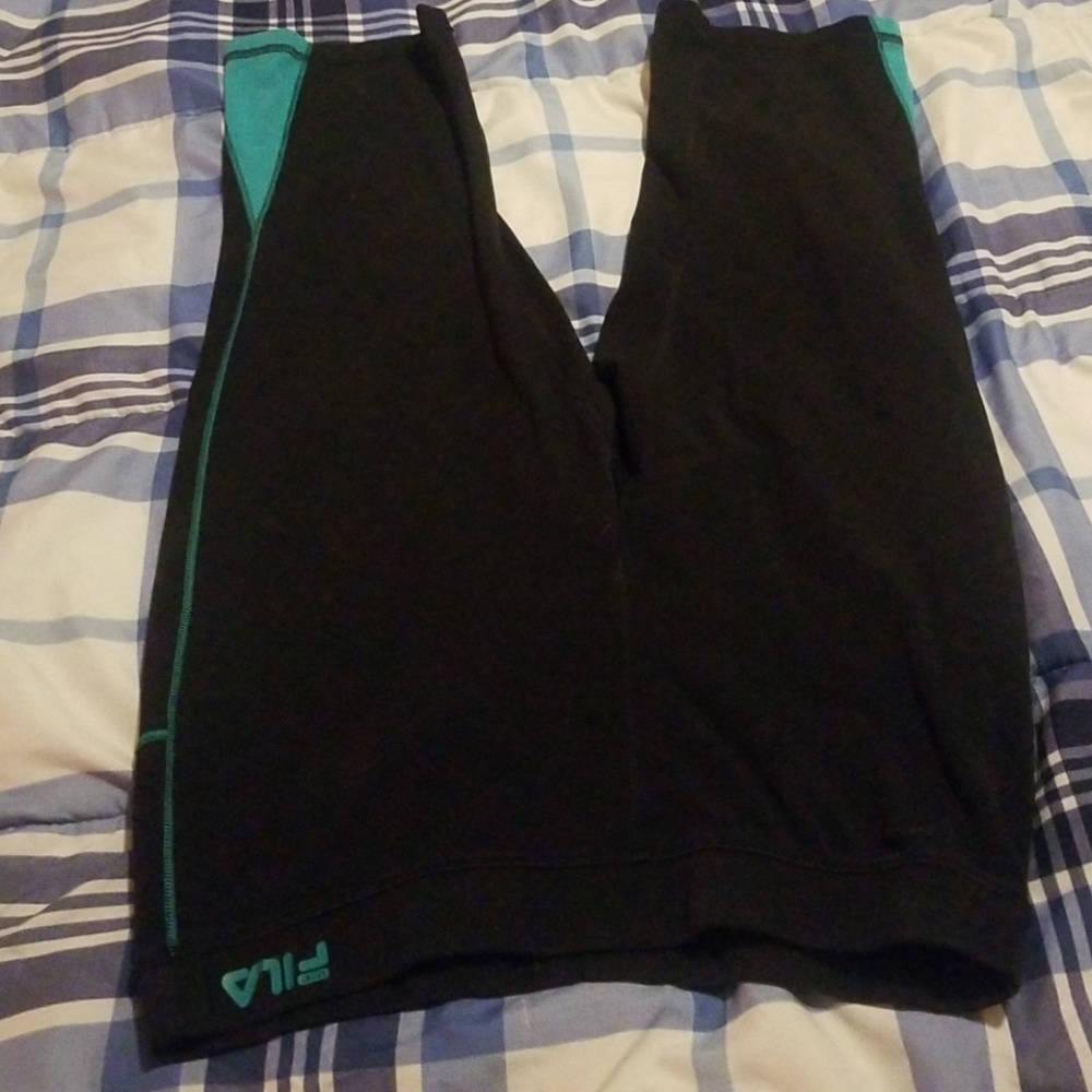 Fila work out capris